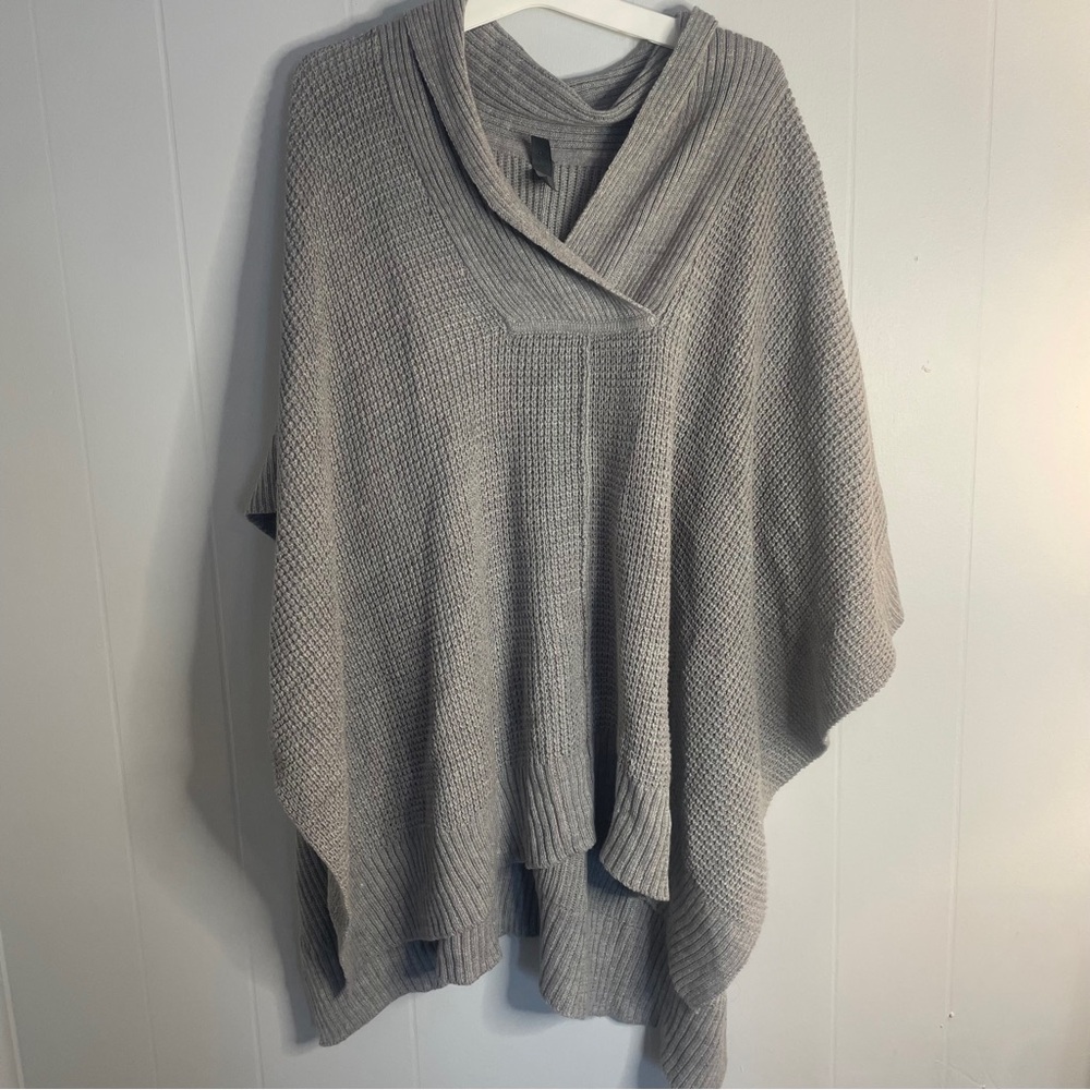 Alya Poncho Sweater Size M Super Soft Cowl Neck Boho